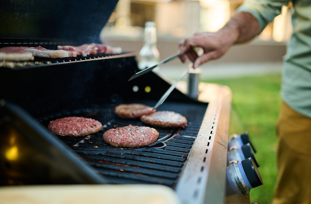 Why Davenport Homeowners Are Choosing Outdoor Kitchens