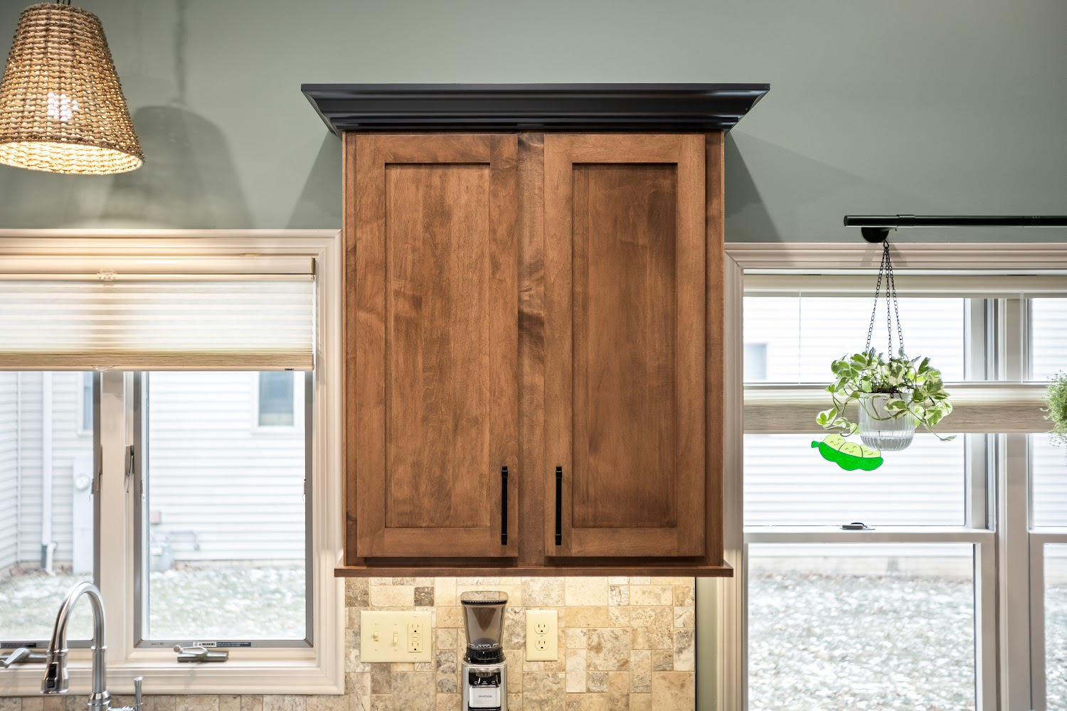 wood-cabinet-refacing-moline-kitchen-remodel